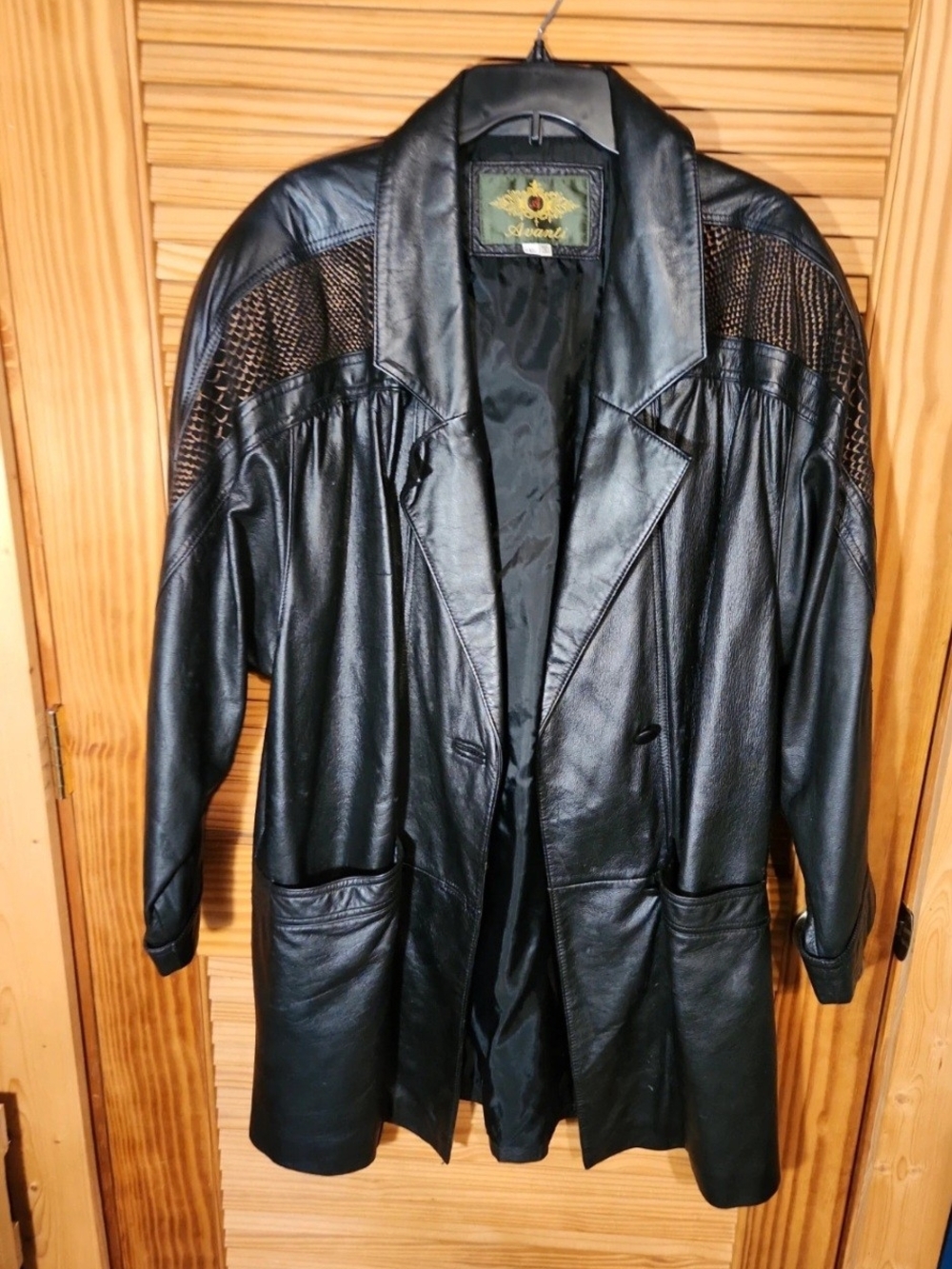 Vintage 80s Avanti Genuine Leather Overized leather jacket